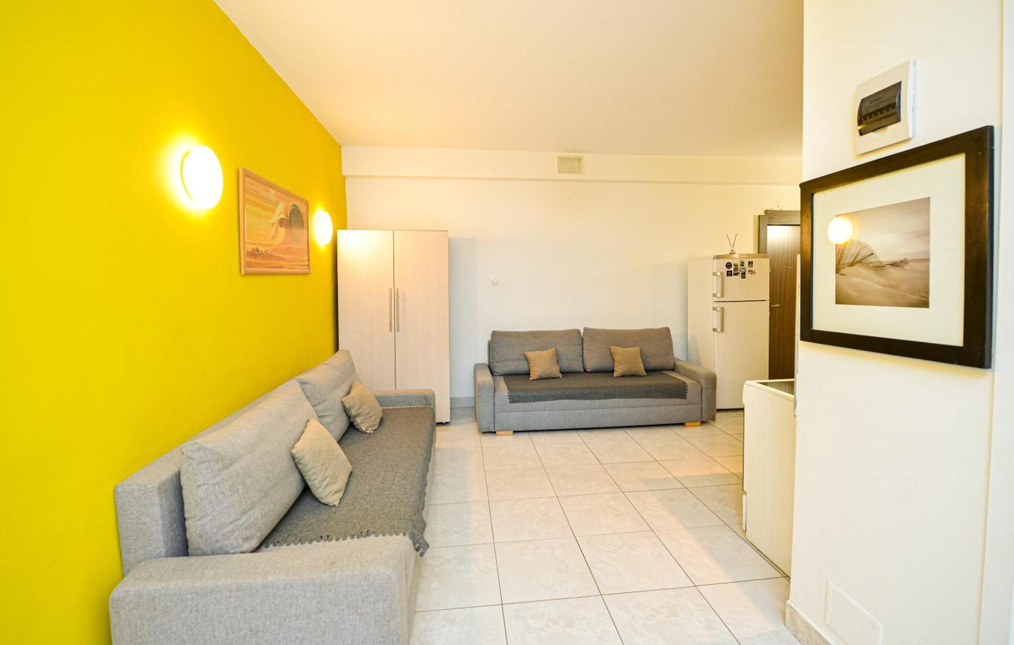 The Lincoln Suites - Central Shabbat Friendly Apartments Bukarest Exteriör bild