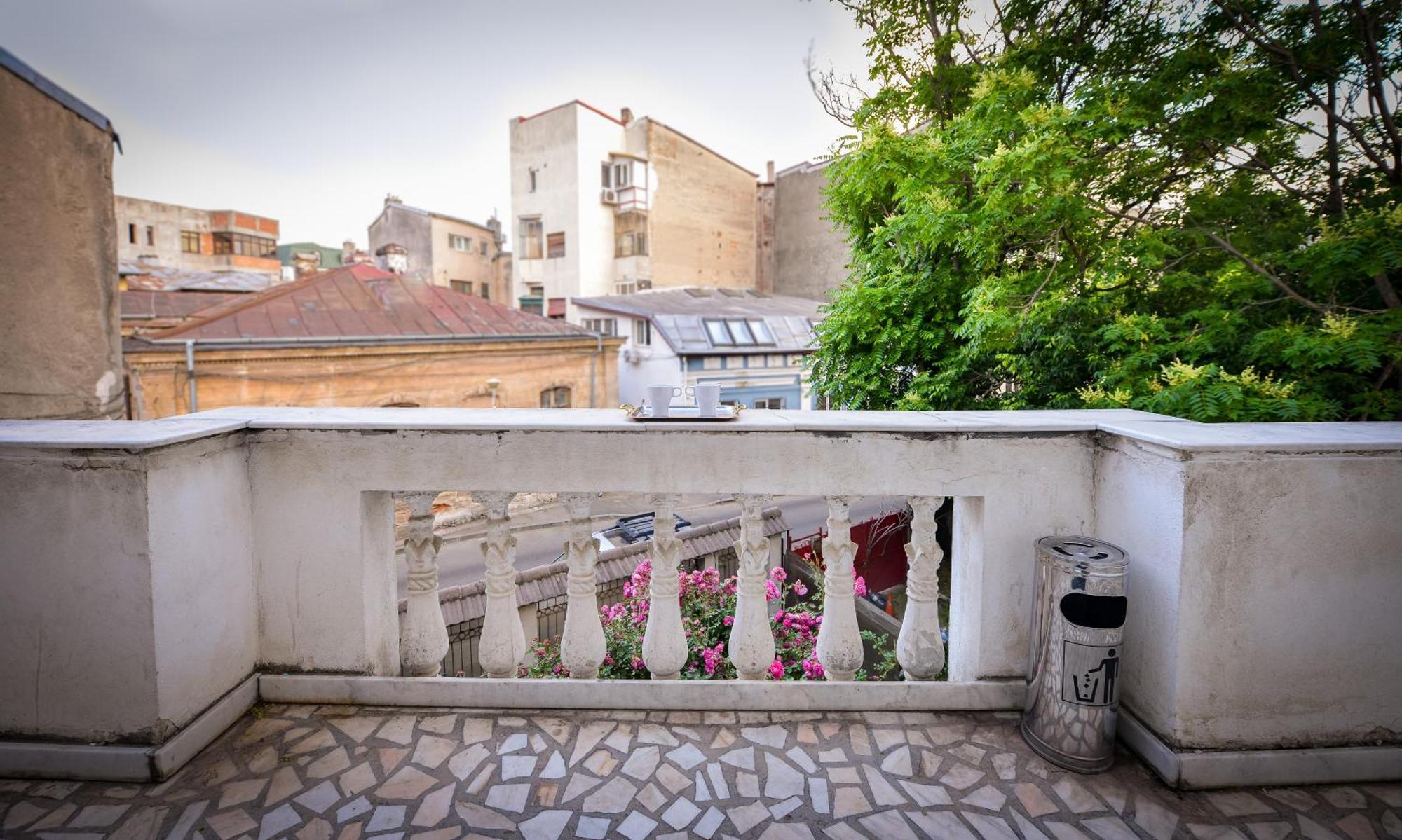 The Lincoln Suites - Central Shabbat Friendly Apartments Bukarest Exteriör bild